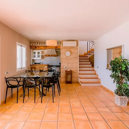 Bellavista Has Stunning Views And A Private Infinity Pool Sant Jordi de ses Salines